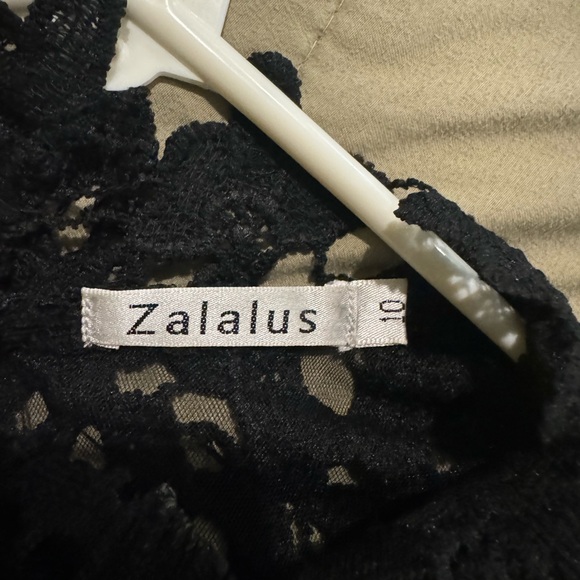 Elegant Zalarus size 10 lace with lining - Picture 2 of 3